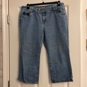 IE ladies jean capris